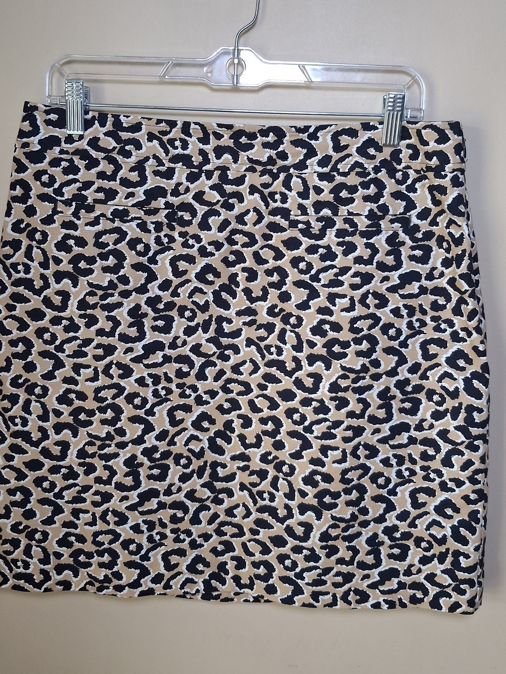 Talbots Women’s Animal Print Mini Skirt; Size 10P